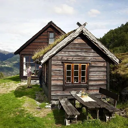 Σπίτι διακοπών Unique Between Fjord, Waterfall And Mountain Suldalsosen