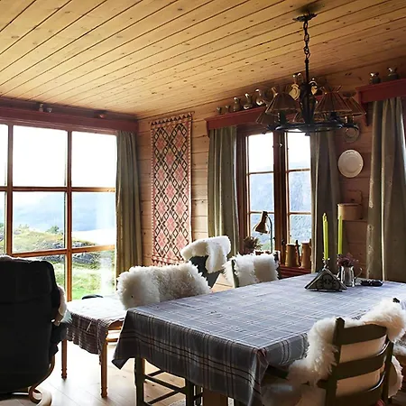 Tatil Evi Unique Between Fjord, Waterfall And Mountain