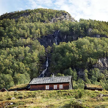 Unique Between Fjord, Waterfall And Mountain Tatil Evi