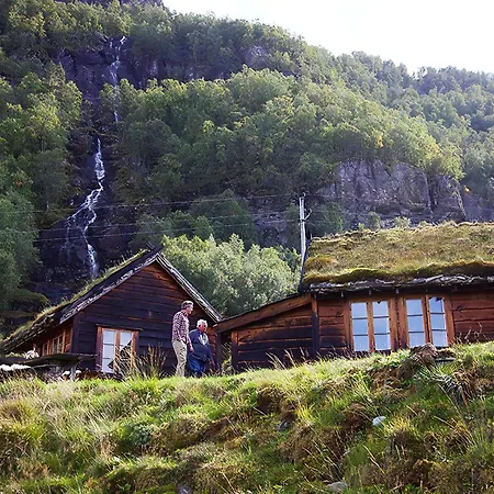 Tatil Evi Unique Between Fjord, Waterfall And Mountain Suldalsosen