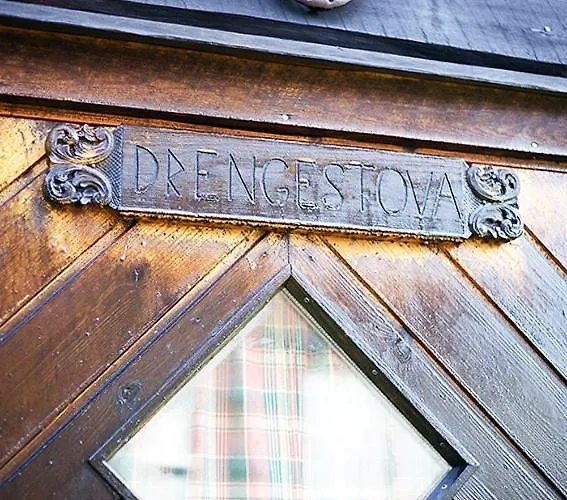 Unique Between Fjord, Waterfall And Mountain * Suldalsosen